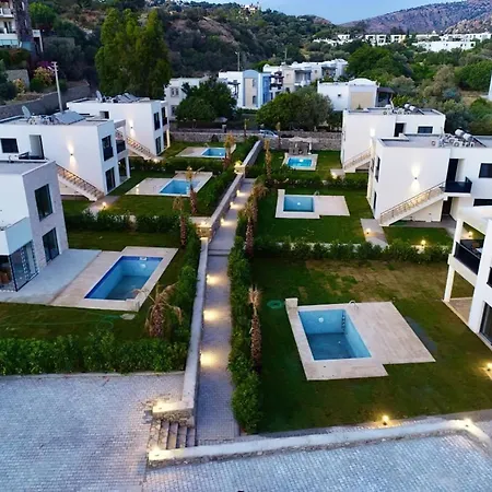 Inkaya Suites With Shared Pool Villa *