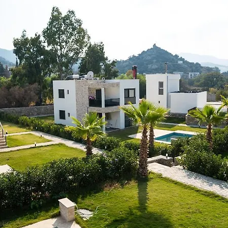 Villa Inkaya Suites With Shared Pool Bodrum